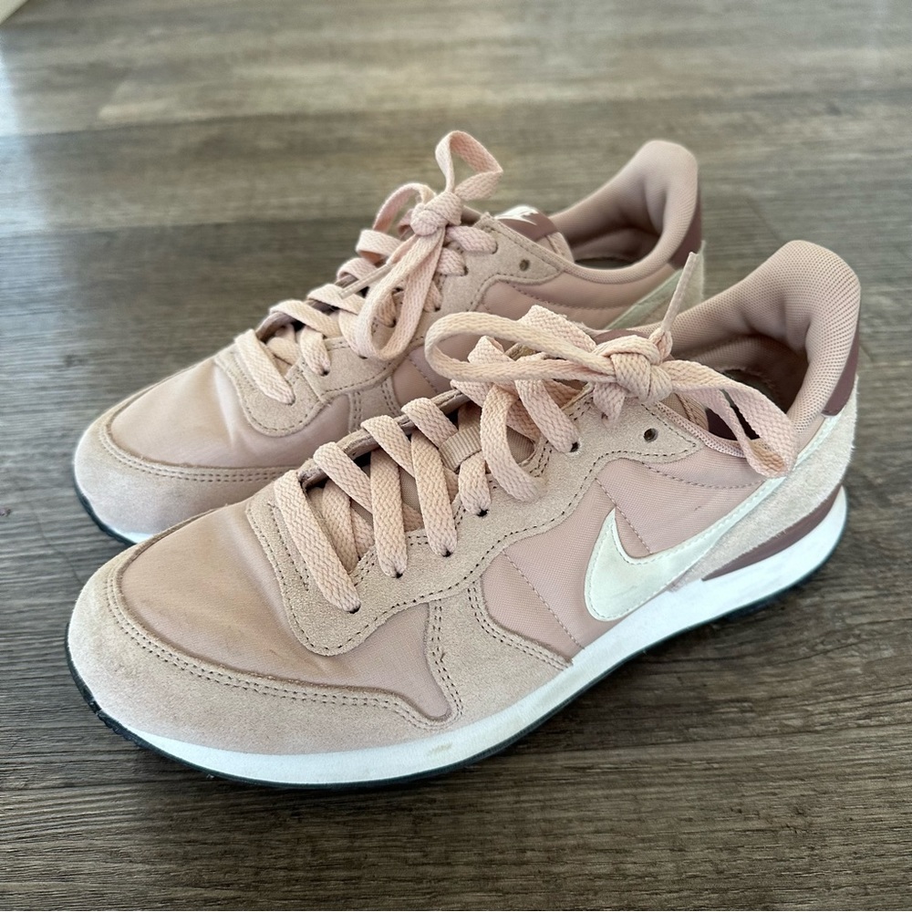 Women's Nike® Internationalist sneakers